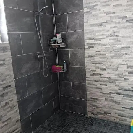 Villa La Des Jonquilles Saint-Victor-des-Oules